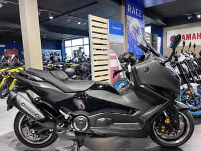 Yamaha T-Max TECHMAX (2026) - Photo 1