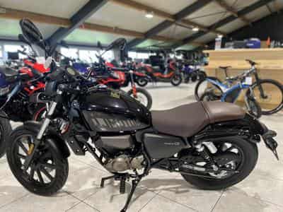 QJmotor SRV 125 (2026) - Photo 4