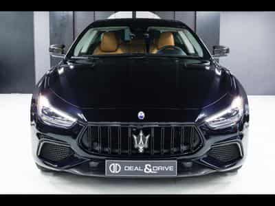Maserati Ghibli TROFEO 3.8 V8 RWD (580 CH) - CARBON PACK INT / EXT (2023) - Photo 5