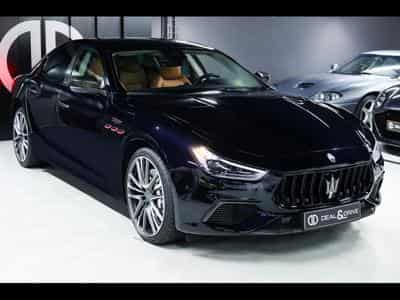 Maserati Ghibli TROFEO 3.8 V8 RWD (580 CH) - CARBON PACK INT / EXT (2023) - Photo 6