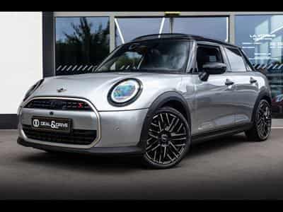 Mini Cooper S 5 PORTES AUTO FAVOURED TRIM - PACK XL - MELTING SILVER III (2025) - Photo 1