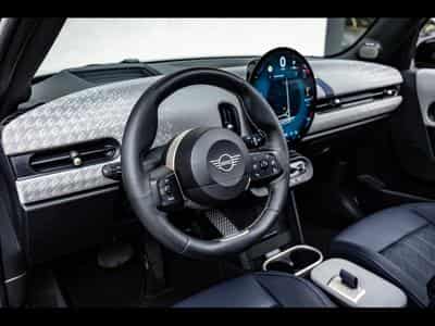 Mini Cooper S 5 PORTES AUTO FAVOURED TRIM - PACK XL - MELTING SILVER III (2025) - Photo 10