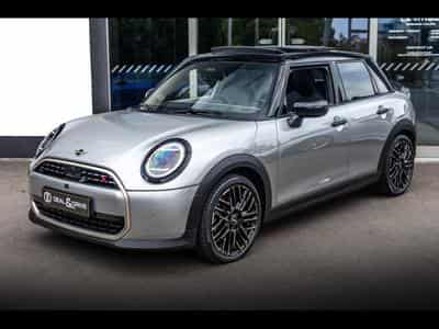 Mini Cooper S 5 PORTES AUTO FAVOURED TRIM - PACK XL - MELTING SILVER III (2025) - Photo 8