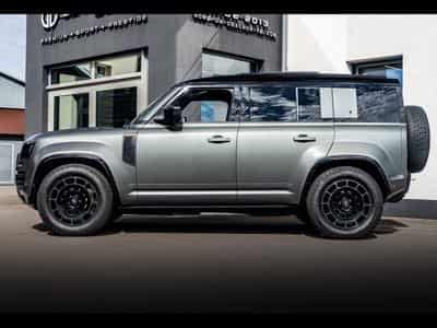 Land-Rover Defender 110 V8 P635 MHEV OCTA AWD EDITION ONE - FAROE GREEN - FULL S (2025) - Photo 2