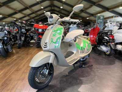 Vespa 946 DRAGON (2026) - Photo 2