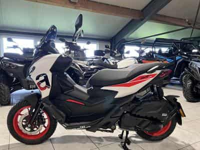 Aprilia SR GT SPORT BLANC (2026) - Photo 2
