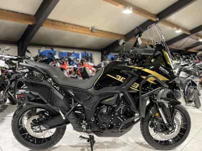 Zontes 703 F BLACK/GOLD 19 + Pack valises offert (2026) - Foto 1