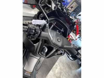 Yamaha N-Max Tech Max 125 (2026) - Photo 6