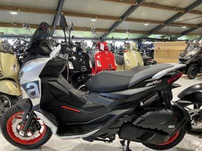 Aprilia SR GT SPORT GREY BLACK (2026) - Photo 4