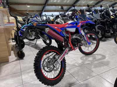 Beta R Enduro RACING 2T (2026) - Photo 3