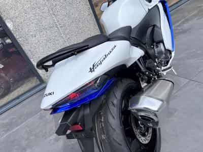 Suzuki Hayabusa 1300 (2026) - Photo 5