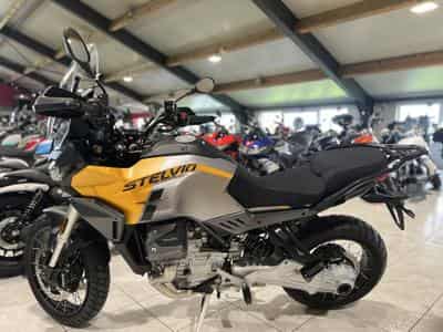 Moto Guzzi Stelvio 1000 (2026) - Photo 4