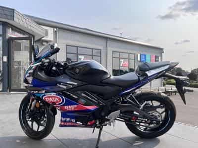 Yamaha YZF-R3 Réplica (2026) - Photo 4