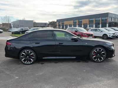 Bmw SERIE 5 (G60) I5 M60 601 XDRIVE (2024) - Photo 4