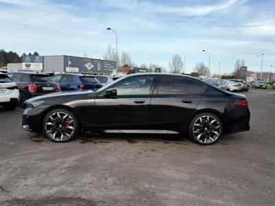 Bmw SERIE 5 (G60) I5 M60 601 XDRIVE (2024) - Photo 8