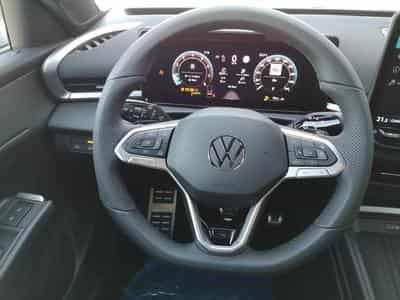 VW T-Roc R-Line 1.5 eTSI 110KW-150CV DSG7 ** Model - 2026 ** (2026) - Photo 8