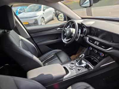 Alfa-Romeo Stelvio Super 2.0 TB 200 AT Q4 (2020) - Photo 1