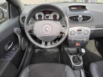 Renault Clio BREAK DCI 86CV 1ère propriétaire (2009) - Photo 9