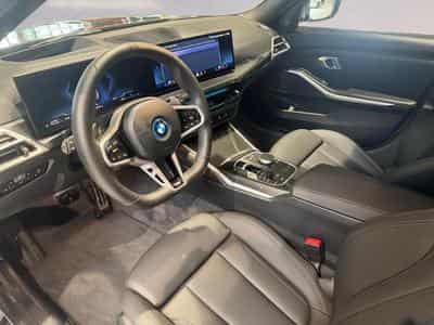 BMW 330 330e Touring M Sport (2025) - Foto 10