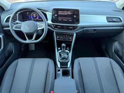 VW T-Roc New Life 30 Years Edition DSG / Essence (2026) - Photo 3