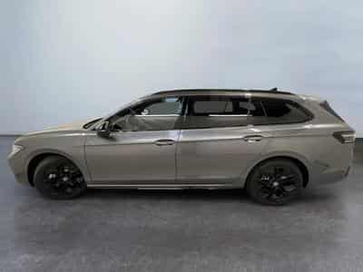 VW Passat R-Line 2.0 TSI 4Motion DSG 195kW-265CV - Toit Ouvrant - Atte (2026) - Photo 4