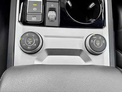 VW Touareg 3.0 TSi V6 eHybrid 4MOTION Elegance  381 CV (2022) - Foto 9