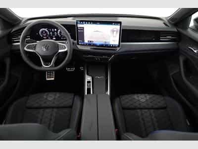 VW Passat Variant 2.0 TDI 142 kW 4Motion R-Line (2026) - Photo 4