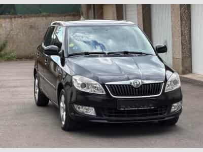 Skoda Fabia 1.6TDI 105 1er main ! (2013) - Photo 2