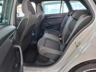 Skoda Fabia 1.0 TSI  MONTE CARLO, LED, CAMERA, PANORAMIQUE, ALU 17'',NAV (2019) - Photo 11