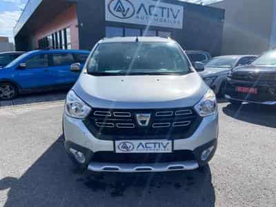 Dacia LODGY 1.3 TCE 130 FAP STEPWAY 7 PLACES (2021) - Foto 2