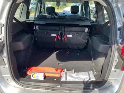 Dacia LODGY 1.3 TCE 130 FAP STEPWAY 7 PLACES (2021) - Foto 10