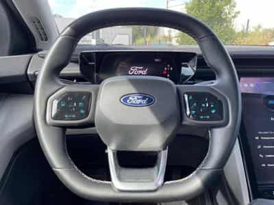 Ford EXPLORER 170 STANDARD RANGE 77KWH PACK PREMIUM RWD (2025) - Foto 11