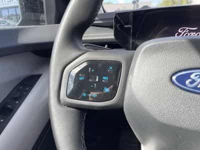 Ford EXPLORER 170 STANDARD RANGE 77KWH PACK PREMIUM RWD (2025) - Foto 12