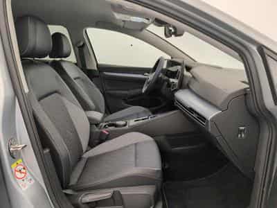 VW Golf VIII 1.5 eTSI EVO2 116 DSG7 Life Plus (2025) - Foto 9