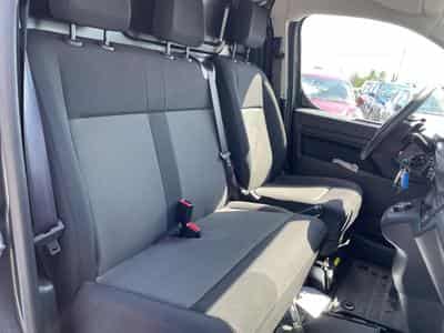 Peugeot EXPERT FG M 2.0 BLUEHDI 180 PACK PREMIUM CONNECT EAT8 (2024) - Foto 13