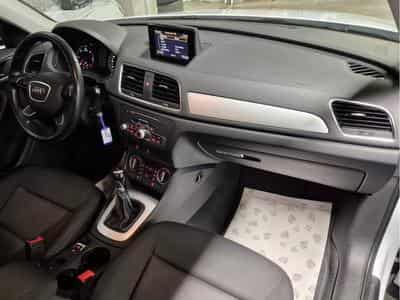 Audi Q3 2.0 TDI 150 BI-XENON NAVI (2015) - Foto 6