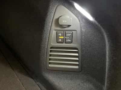 VW Touareg 3.0 TDI 210 kW 4Motion R-Line Final Edition (2026) - Photo 8