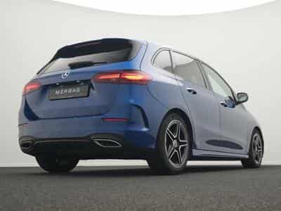 Mercedes B 180 AMG-Line Premium (2025) - Photo 11