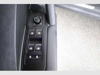 VW Tayron 1.5 TSI eHybrid 150 kW R-Line (2026) - Foto 9