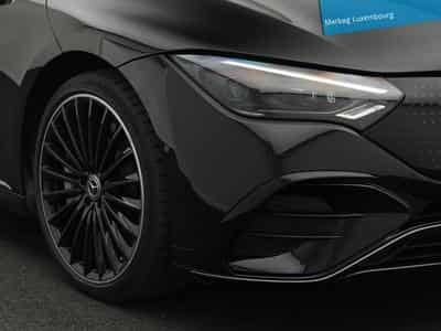 Mercedes EQE 4MATIC AMG-Line (2022) - Foto 9