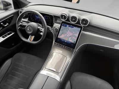 Mercedes GLC 300 2.0 d 4MATIC AMG Line (2025) - Foto 8
