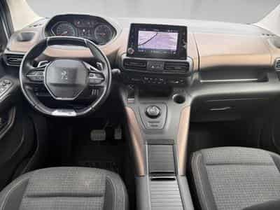Peugeot Rifter 1.5 BlueHDi 130 EAT8 S/S GT Line (2020) - Foto 4