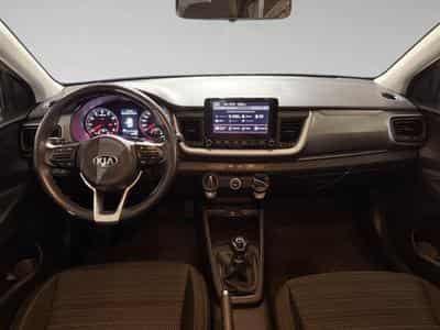 Kia Stonic 1.2 Easy ISG (2021) - Photo 5