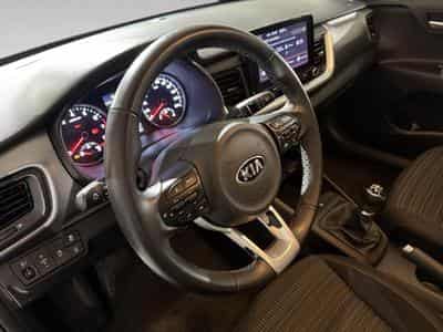 Kia Stonic 1.2 Easy ISG (2021) - Photo 8