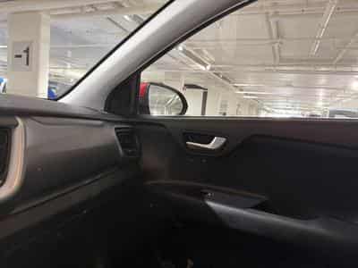 Kia Stonic 1.2 Easy ISG (2021) - Photo 9