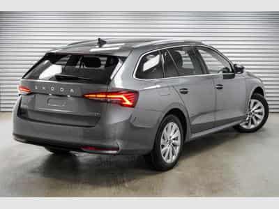 Skoda Octavia Kombi 1,5 eTSI (2026) - Foto 3