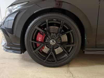 VW Golf GTI 8.5 Clubsport *Akra*Pano*H&K (2025) - Photo 4