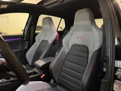 VW Golf GTI 8.5 Clubsport *Akra*Pano*H&K (2025) - Photo 12