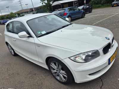 BMW 118 d COUPE (2011) - Foto 1
