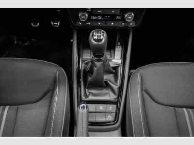 Skoda Kamiq 1,0 TSI Monte (2025) - Photo 11